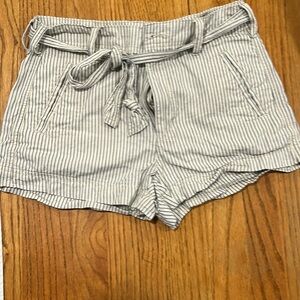 American Eagle Linen shorts - cream with blue stripes and belted tie - size 2.